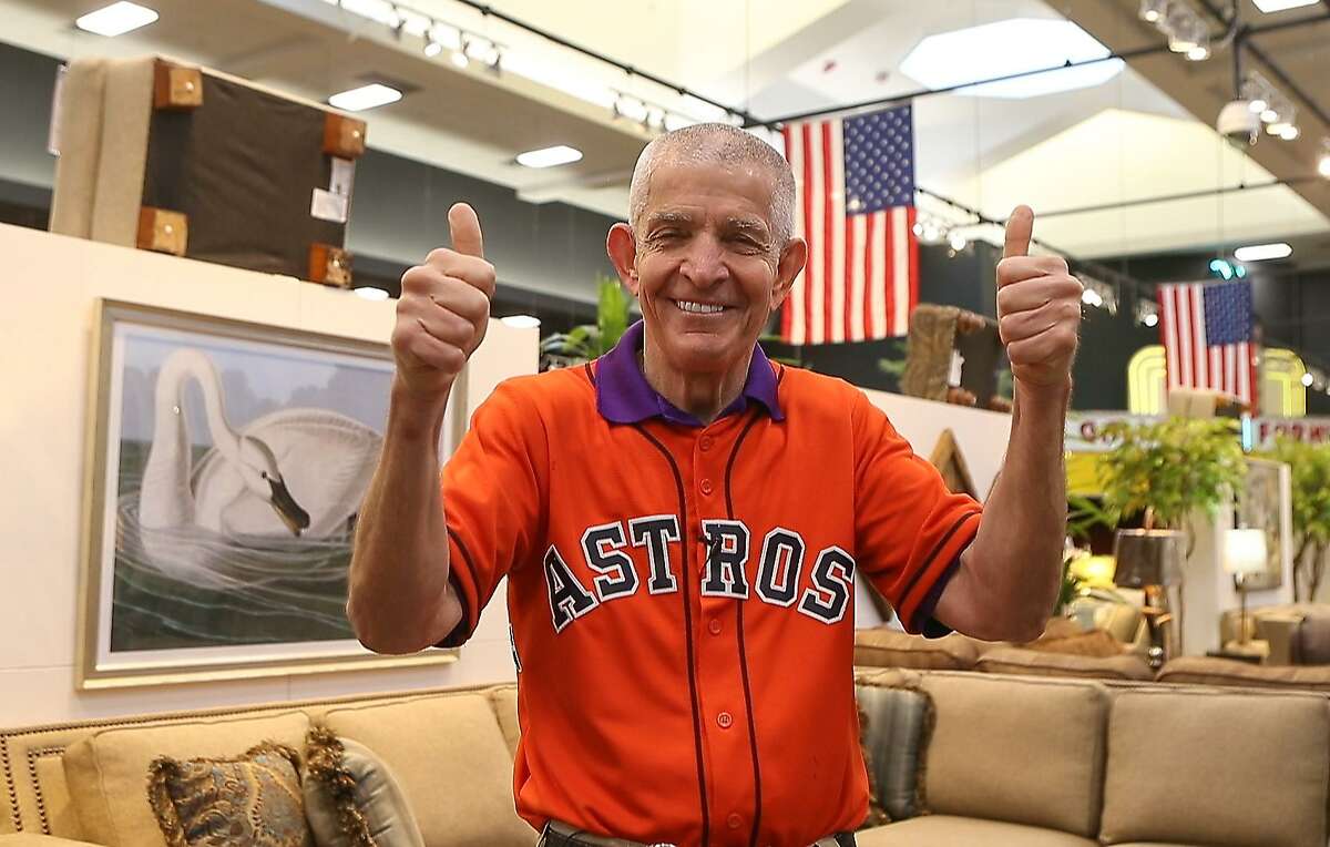 Mattress Mack Plunks Down $1.5M on Plucky TCU Horned Frogs