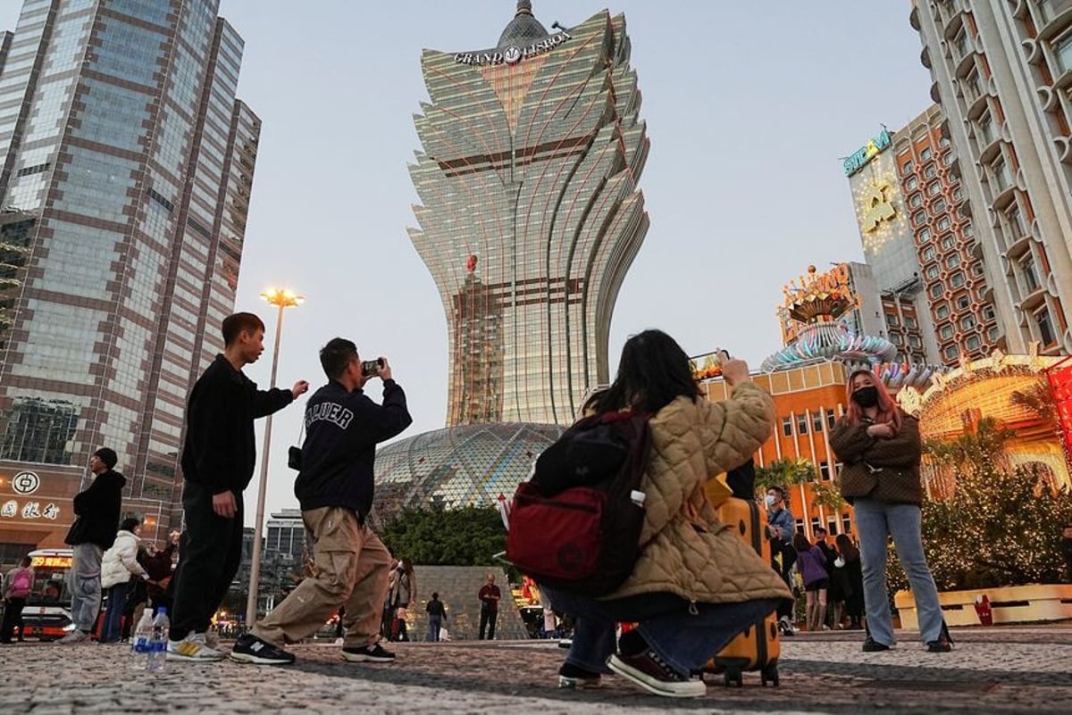 Macau Casinos Exceed Analyst Expectations, February Win Totals $1.3B