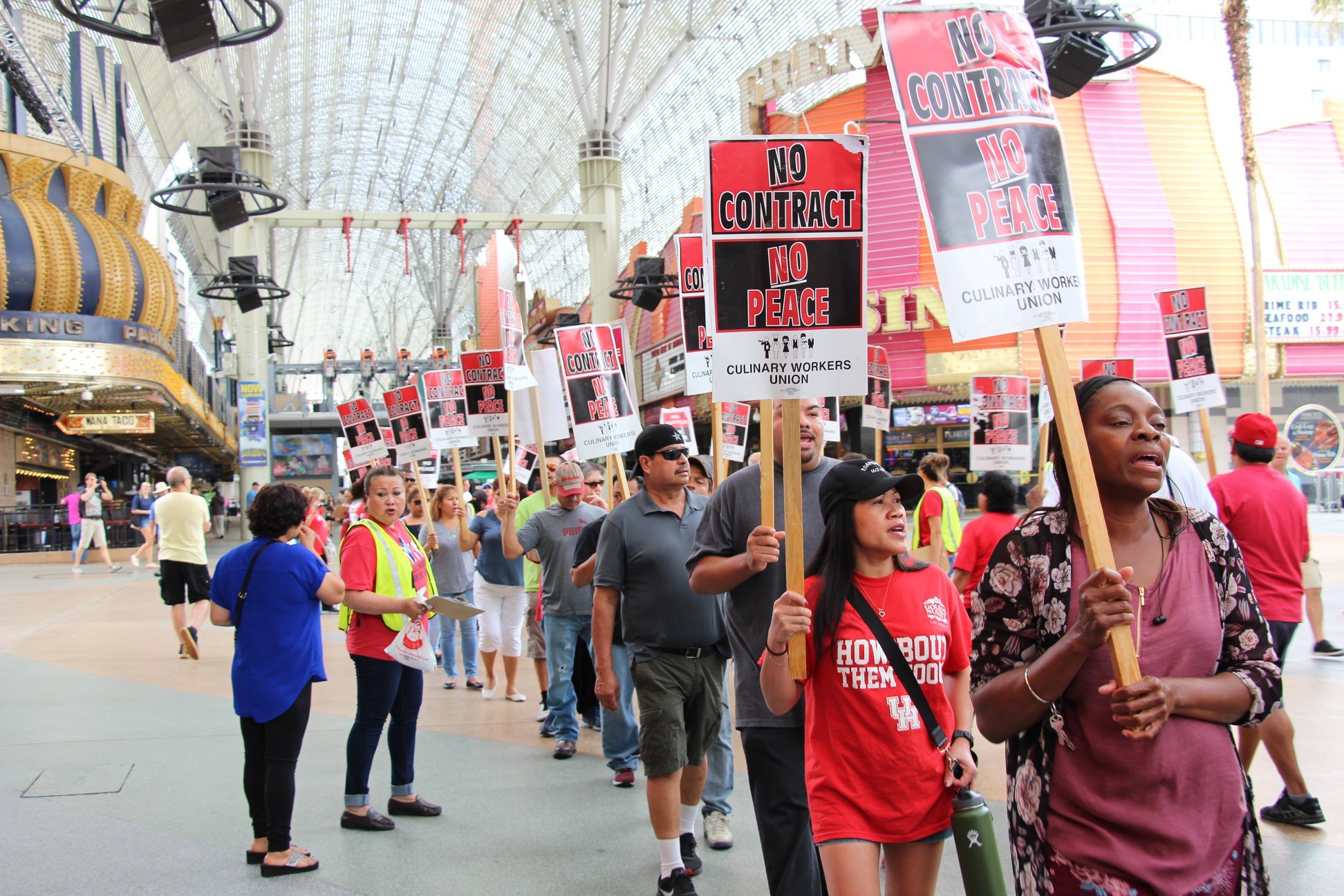 Culinary Union Strikes Deals With Four More Las Vegas Casinos, Nine Properties Remain