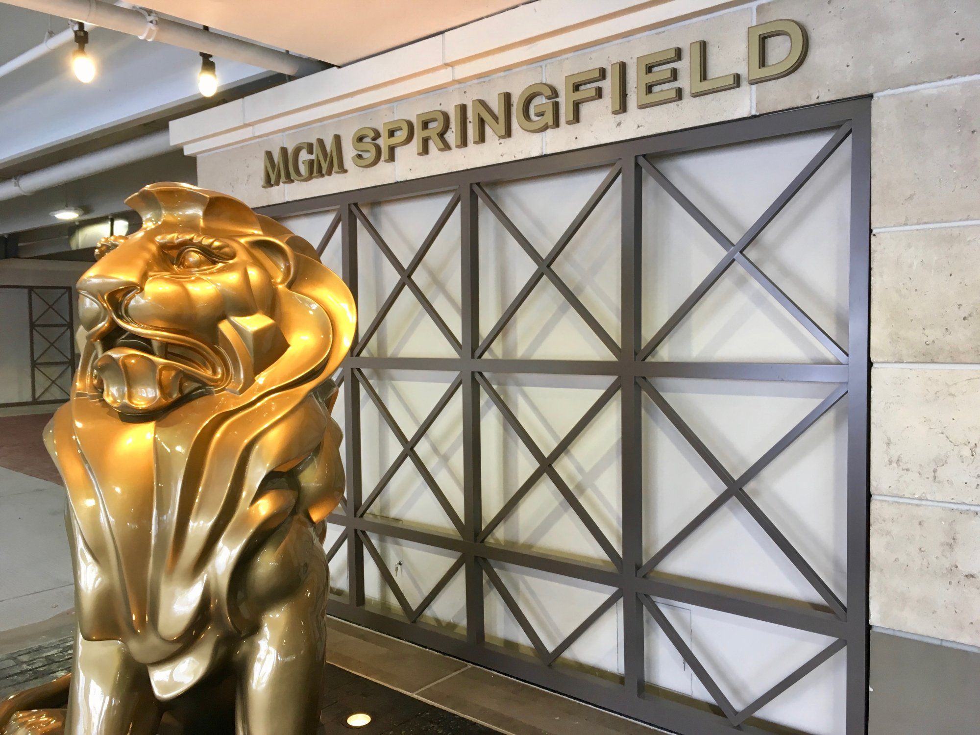 MGM Springfield  GGR Plummets 15 Percent in April, Casino Nearly $100M Short of Expectations