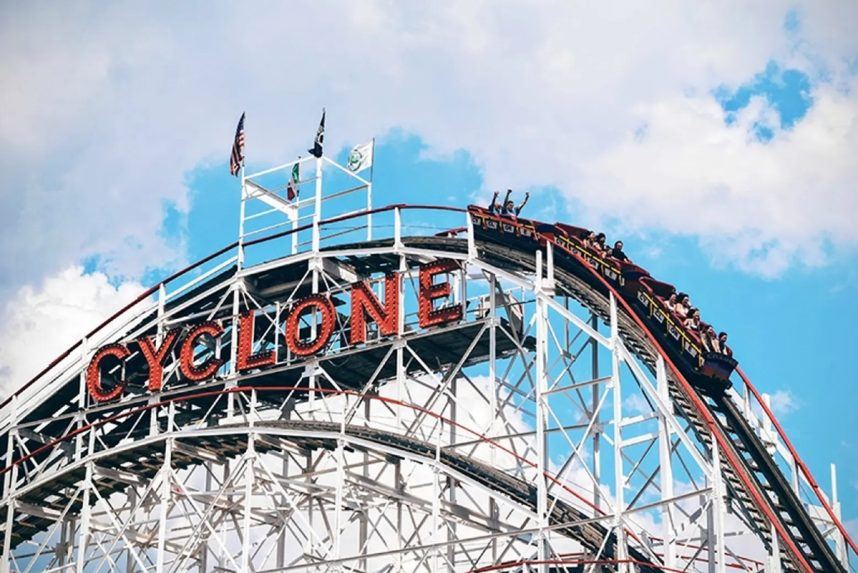 Coney Island Cyclone Roller Coaster Located Near Casino Site Shuts Down