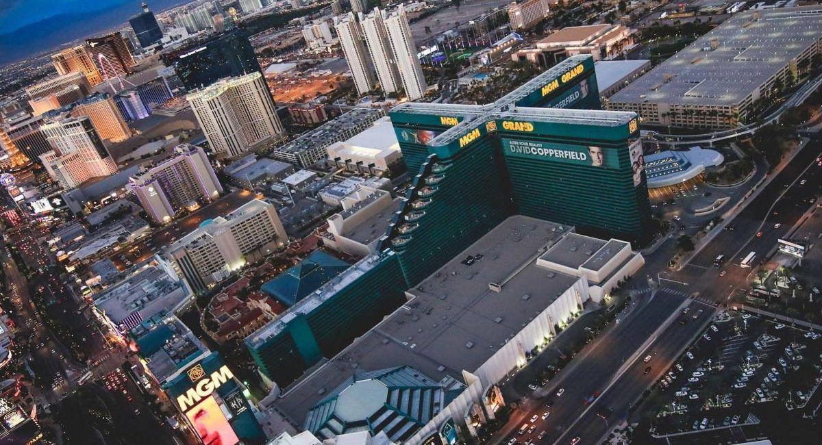 MGM Resorts Fielding Investment Offers for MGM Grand, Mandalay Bay Casinos