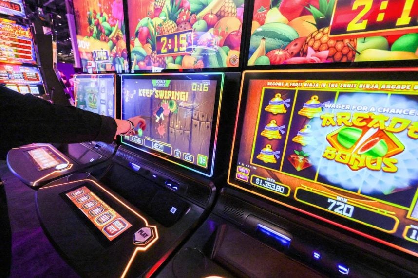 Florida Puts the Squeeze on Illegal Slots