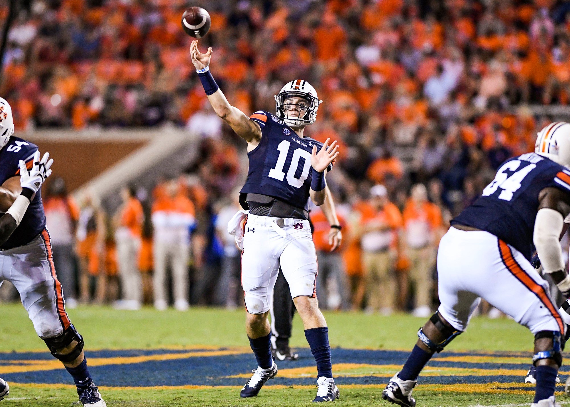 College Football Week 6: Auburn Visits Florida in Battle of Undefeated Top 10 SEC Teams