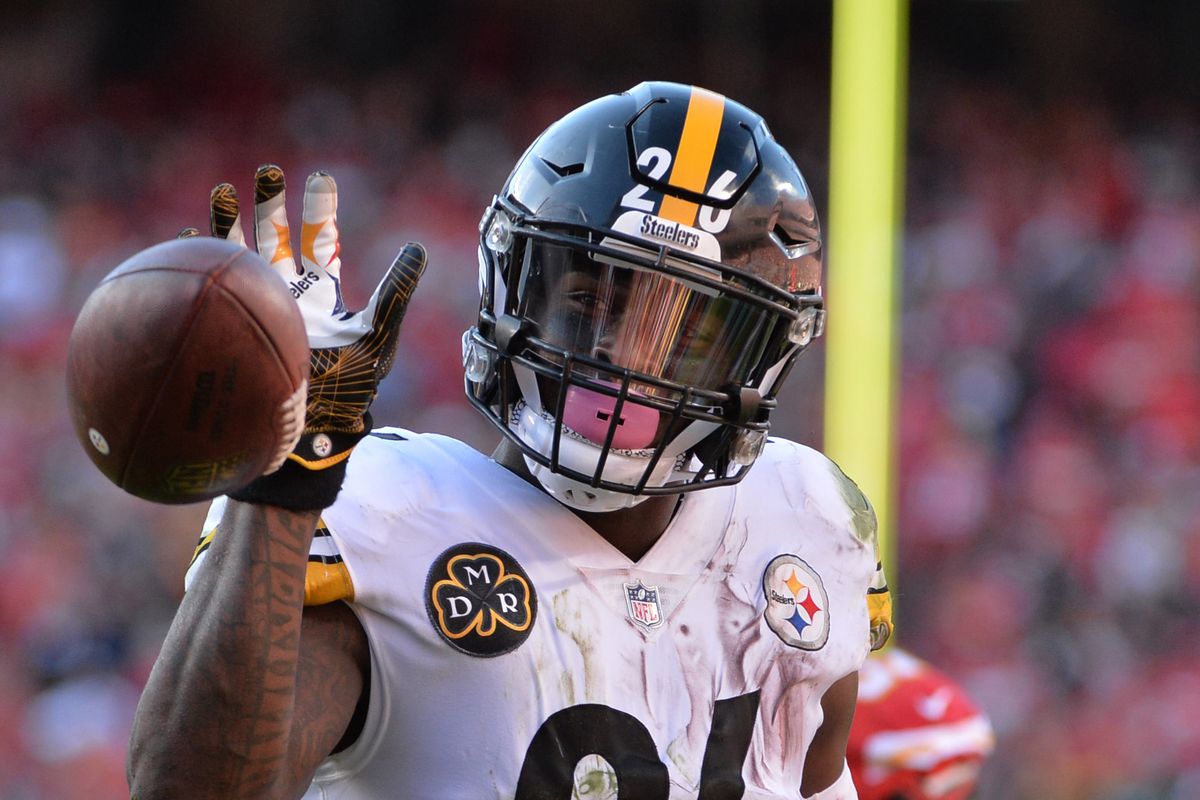 Steelers’ Super Bowl Odds Dip As Le’Veon Bell Holdout Drags Into Regular Season