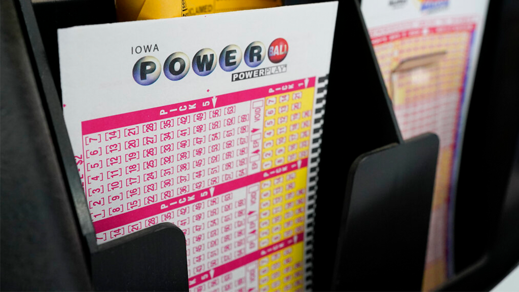 Powerball Starts 2022 Without a Winner, Jackpot for Monday Stands at $522 Million