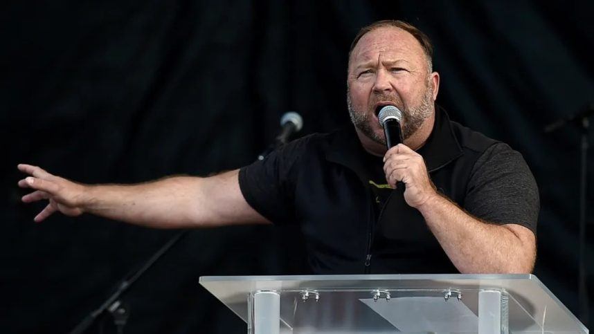 Alex Jones to Headline Far-Right Rally Near Las Vegas