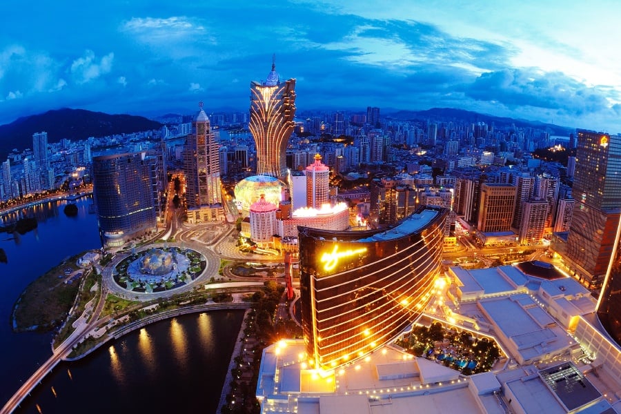 Macau Casino Revenue Tops Expectations, July Marks One-Year Winning Streak